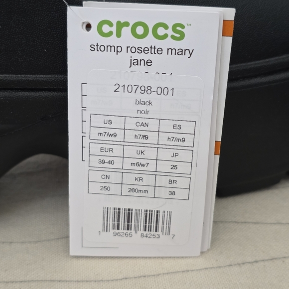 Crocs Womens Stomp Rosette Mary Jane Black Platform Clogs w/ Flower Size 9 NEW - Picture 11 of 11
